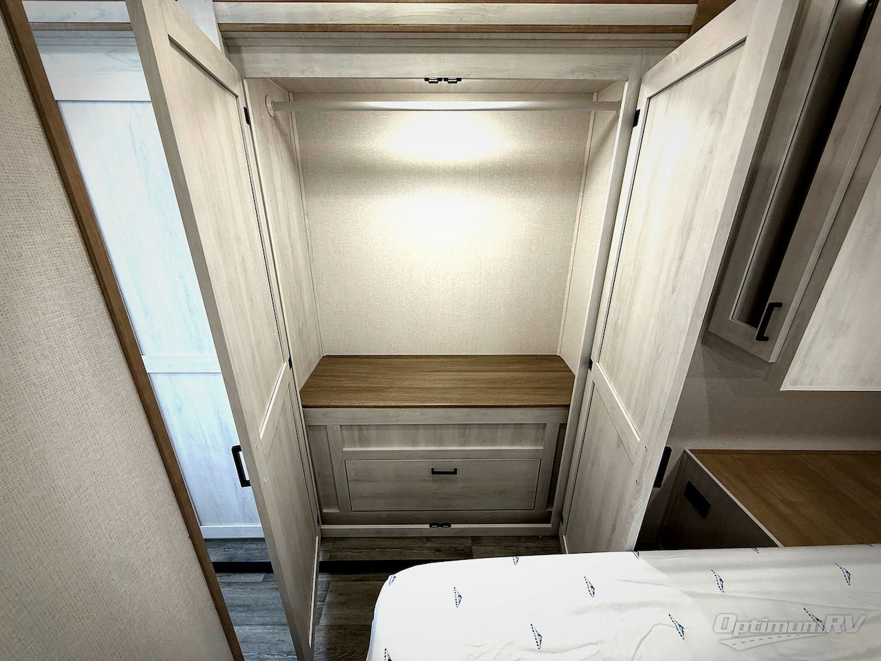 2026 East To West Longitude 310RL Photo 20