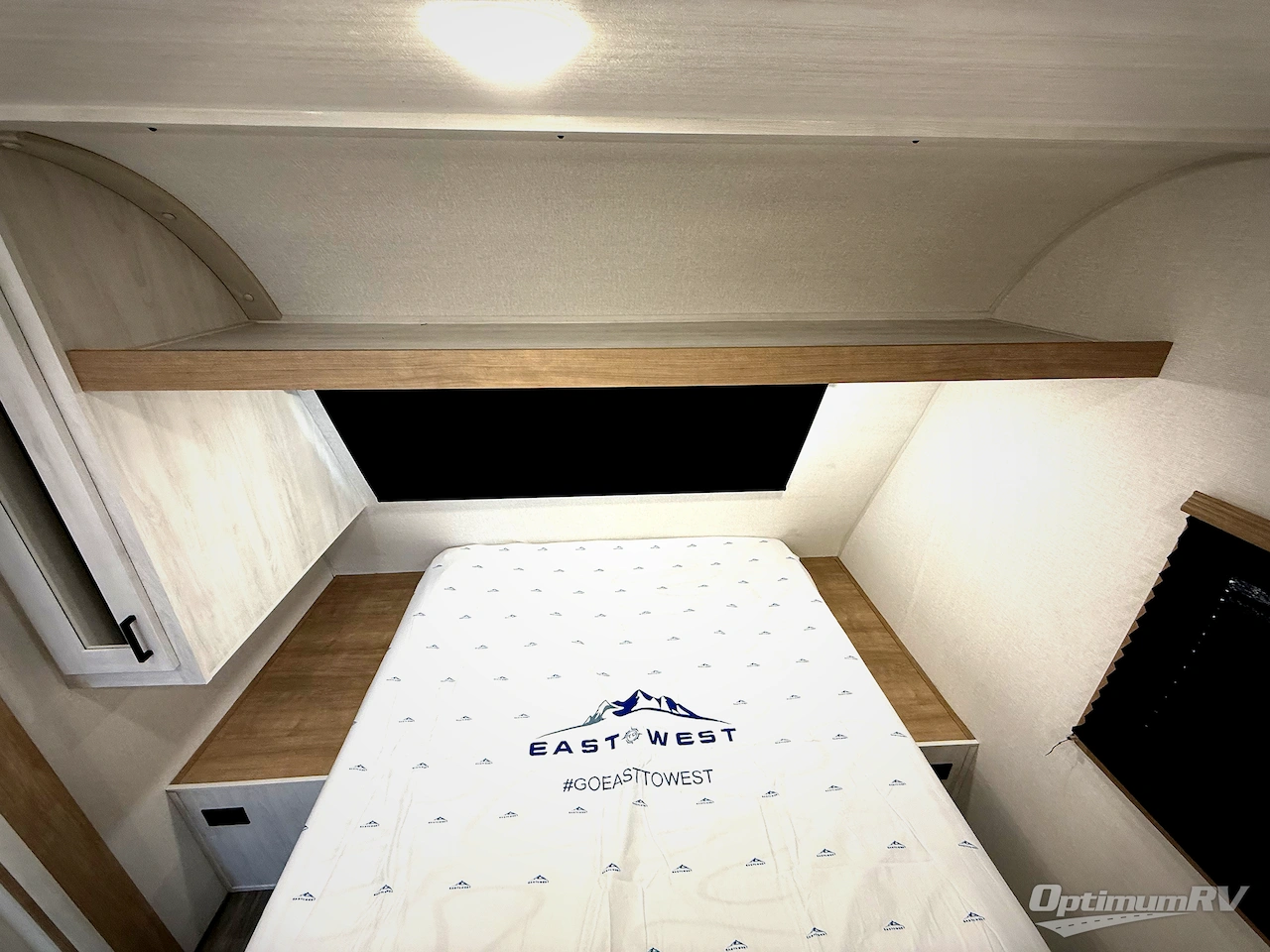 2026 East To West Longitude 310RL Photo 22