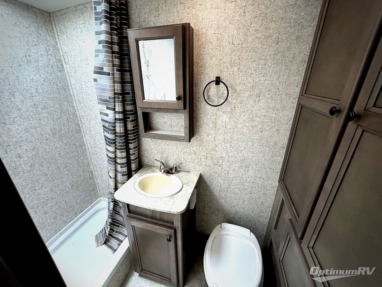 2019 Coachmen Apex Nano 191RBS Photo 11