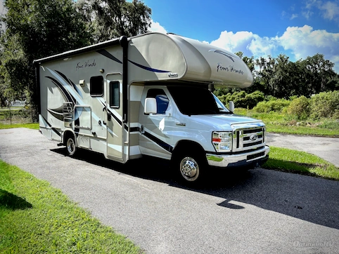 Used 2017 Thor Four Winds 24F Featured Photo
