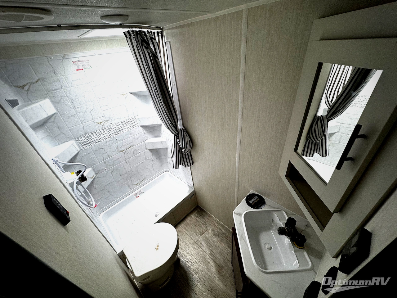 2026 Prime Time Avenger 23BHS Photo 9