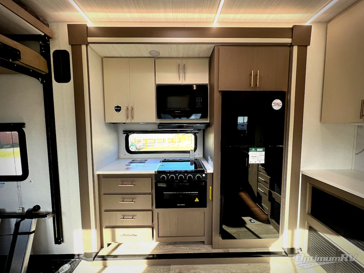 2026 East To West Alta 2870KTH Photo 8