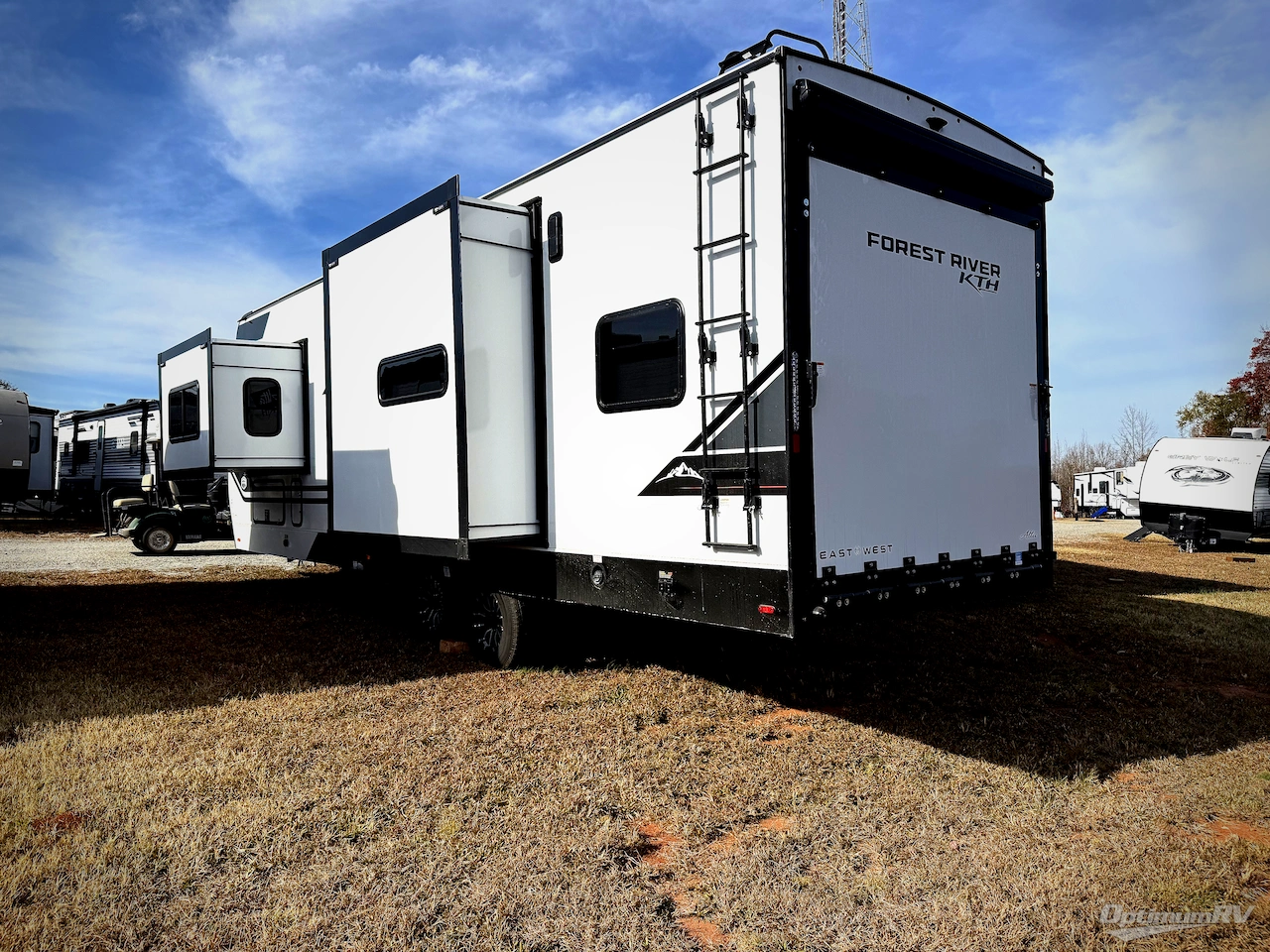 2026 East To West Alta 2870KTH Photo 3