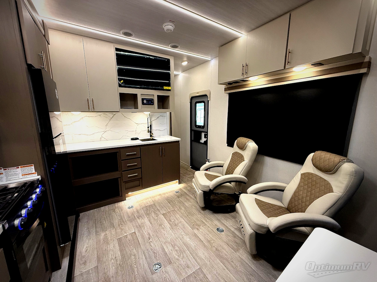 2026 East To West Alta 2870KTH Photo 5