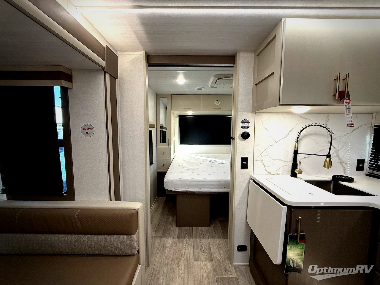 2026 East To West Alta 2800KBH Photo 22