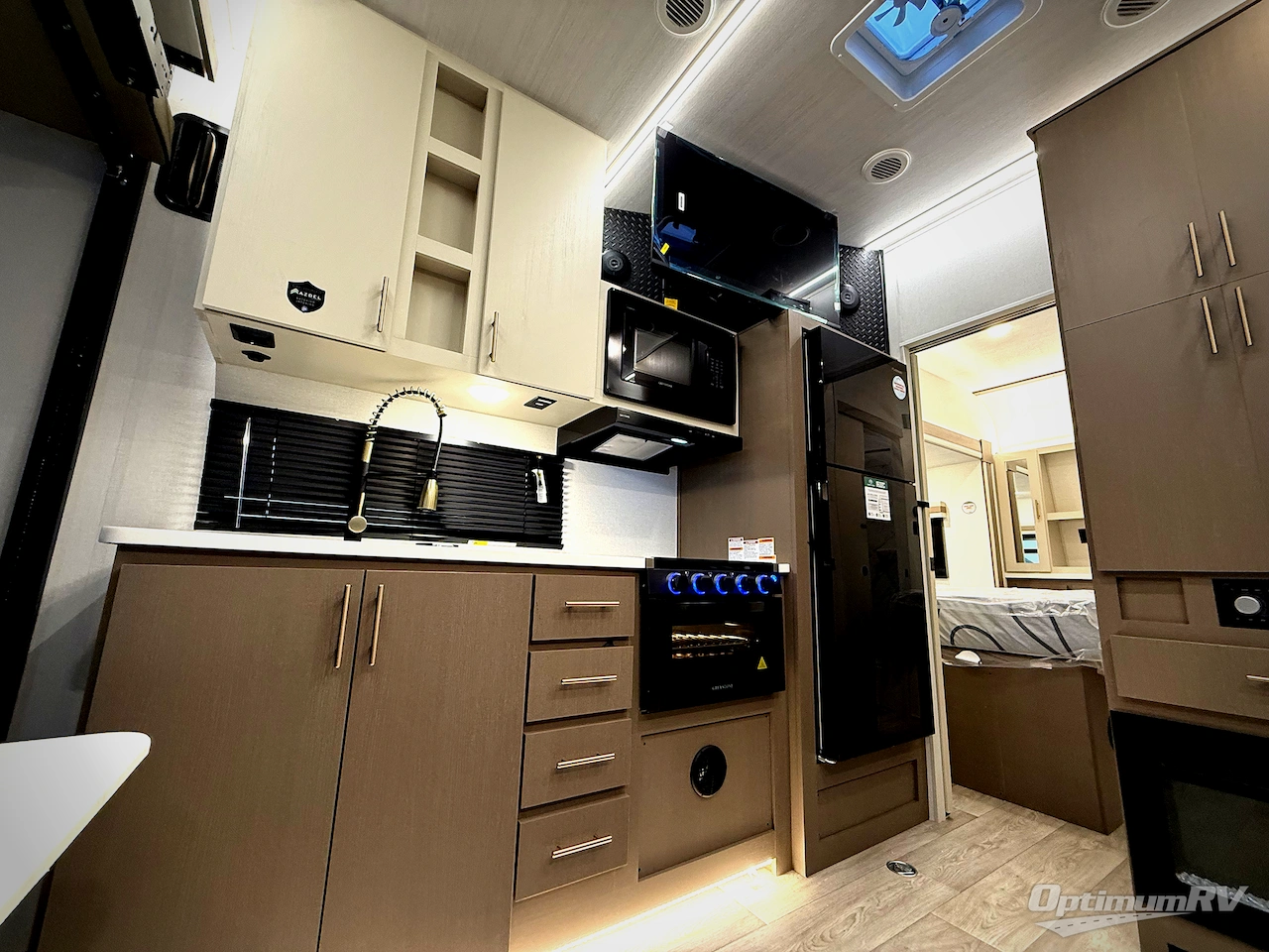 2026 East To West Alta 2400KTH Photo 10