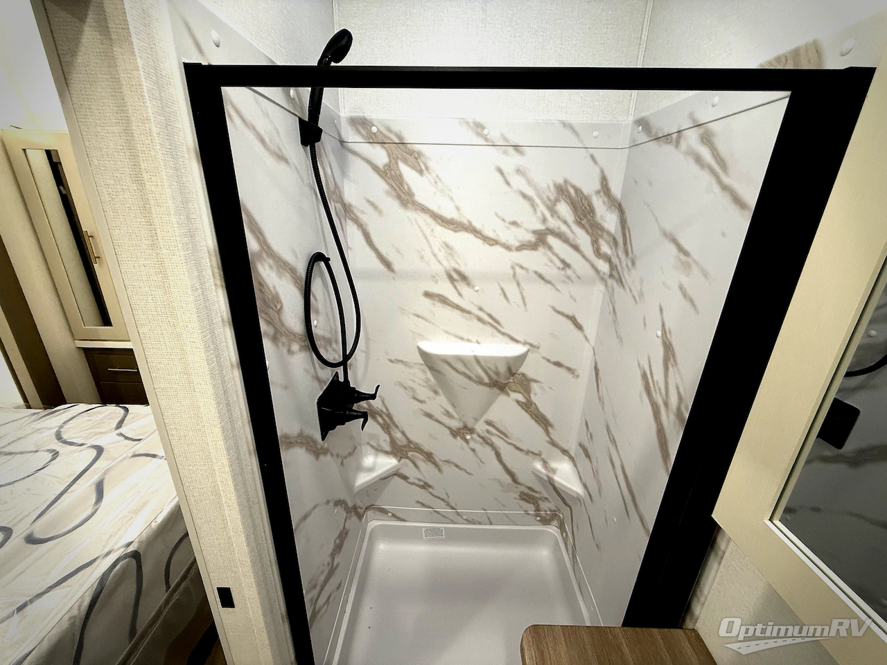 2026 East To West Alta 2400KTH Photo 18