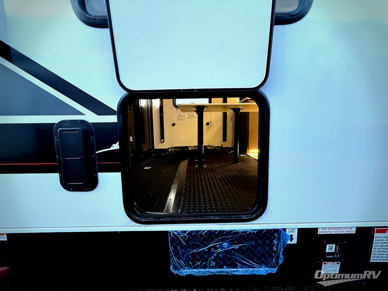 2026 East To West Alta 2400KTH Photo 23