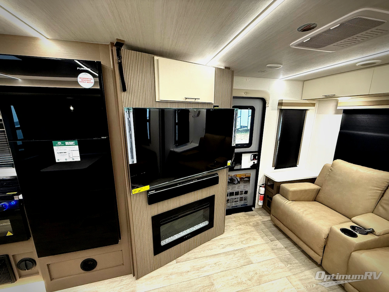 2026 East To West Alta 2850KRL Photo 8