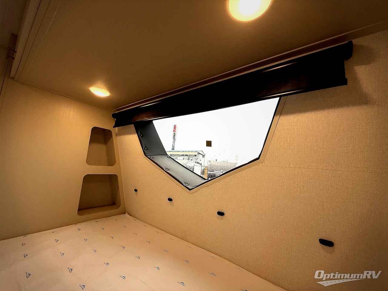 2026 East To West Alta 2850KRL Photo 24