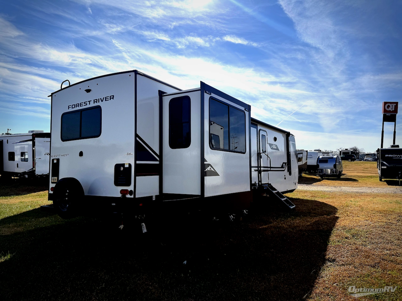 2026 East To West Alta 3175KRL Photo 2