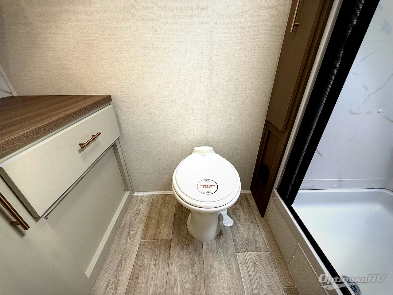 2026 East To West Alta 2600KRB Photo 11