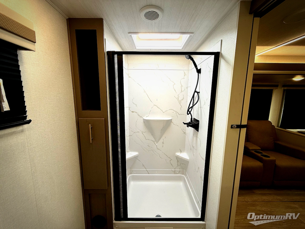 2026 East To West Alta 2600KRB Photo 12