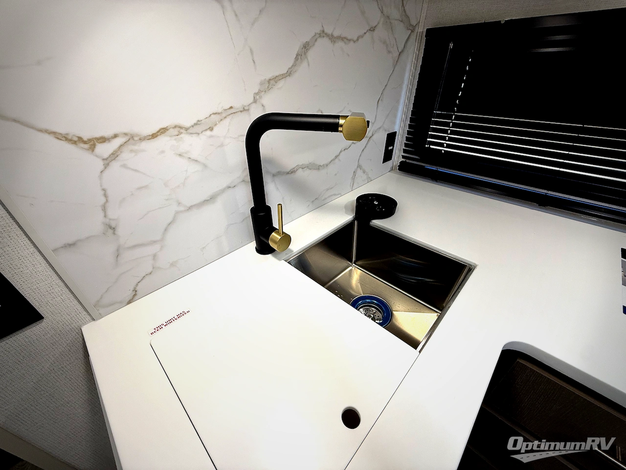 2026 East To West Alta 2600KRB Photo 19