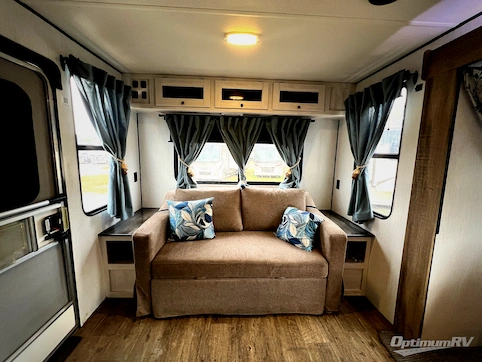 2022 Heartland Trail Runner 255RL RV Photo 2