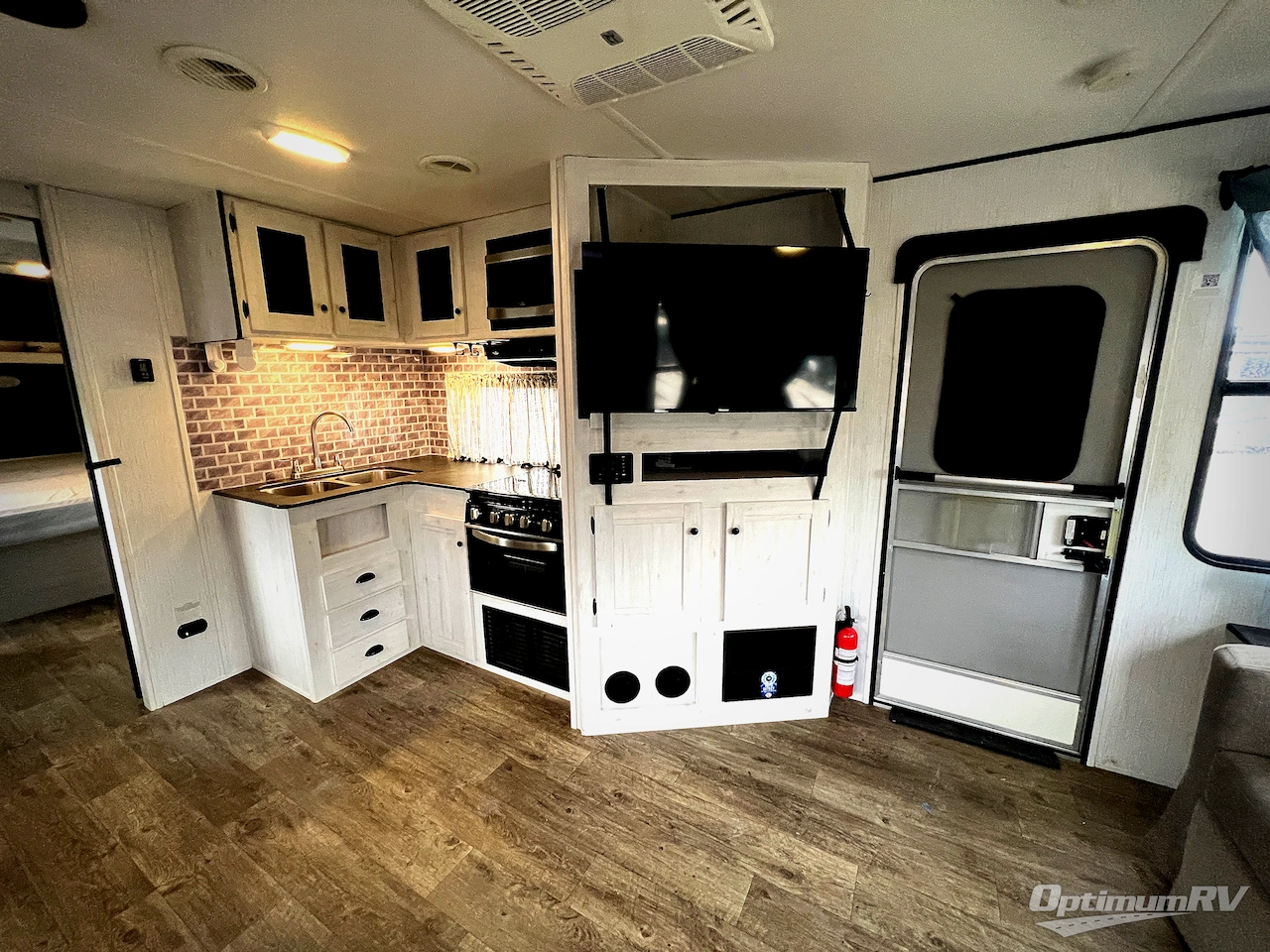 2022 Heartland Trail Runner 255RL Photo 8