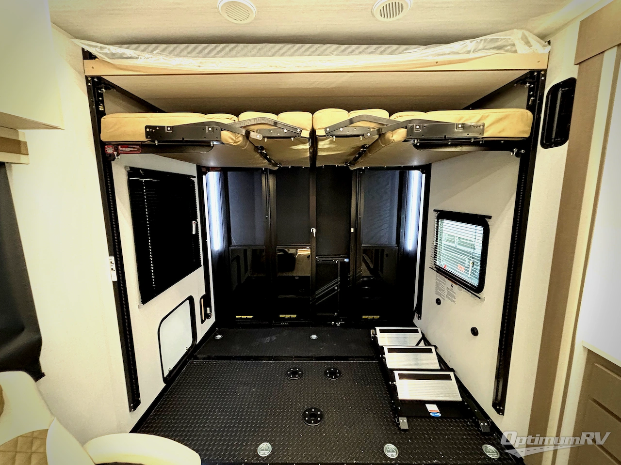 2026 East To West Alta 2870KTH Photo 18