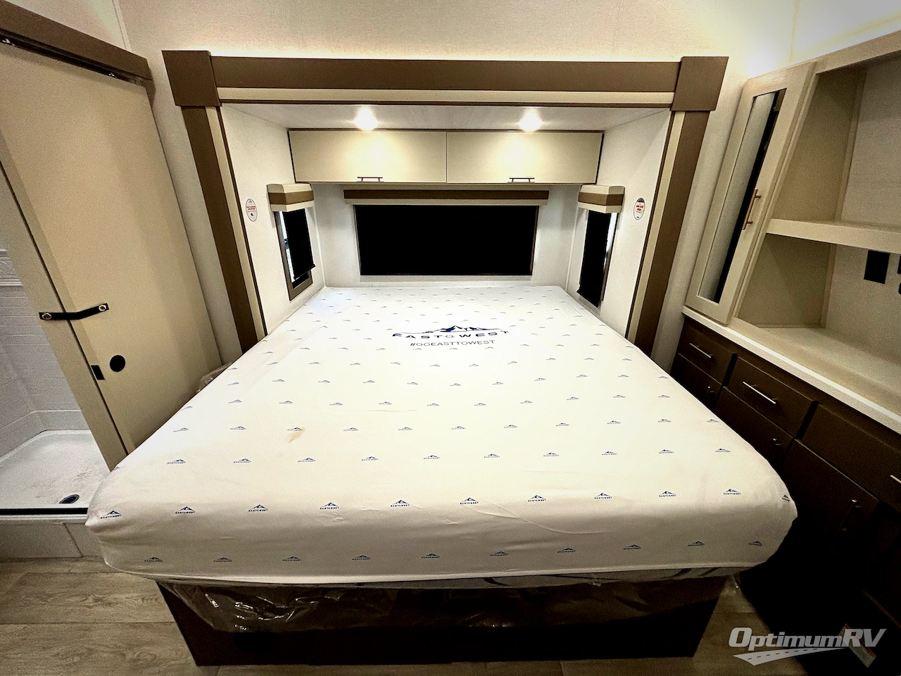 2026 East To West Alta 2870KTH Photo 10