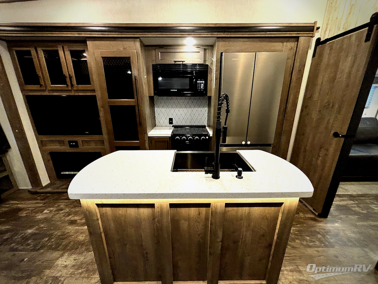 2022 Forest River Sabre 36BHQ Photo 5