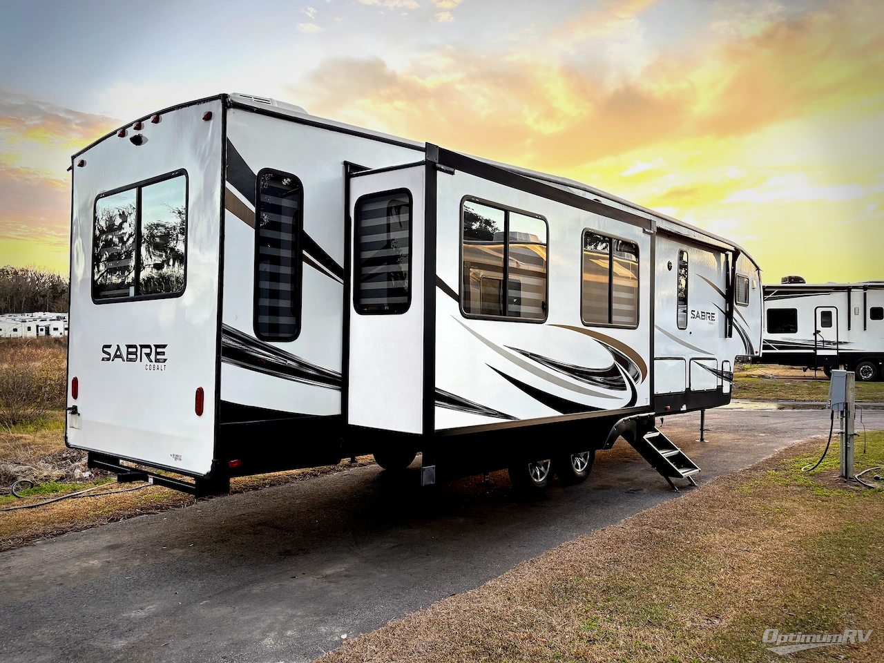 2022 Forest River Sabre 36BHQ Photo 2