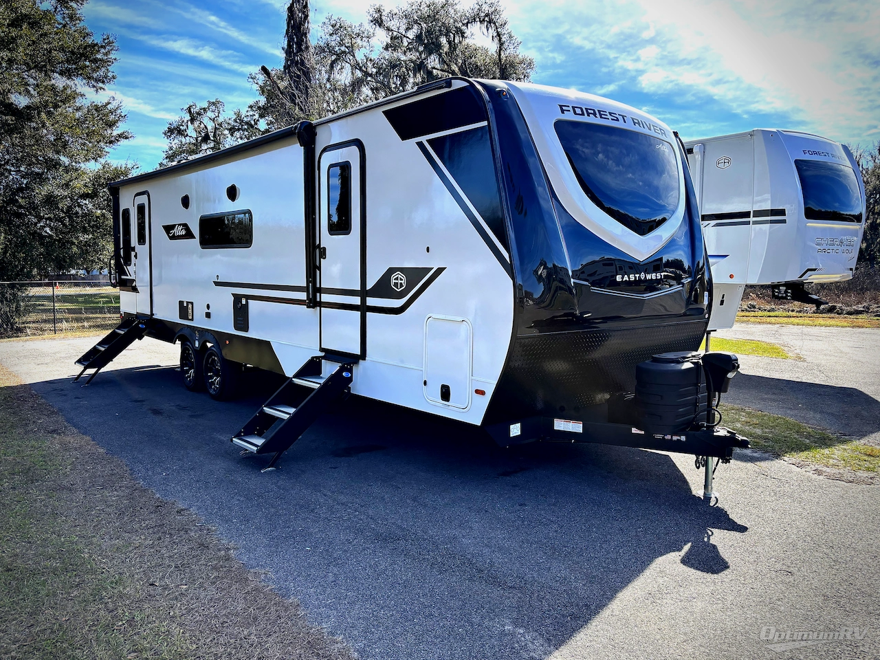 2026 East To West Alta 2850KRL Photo 1