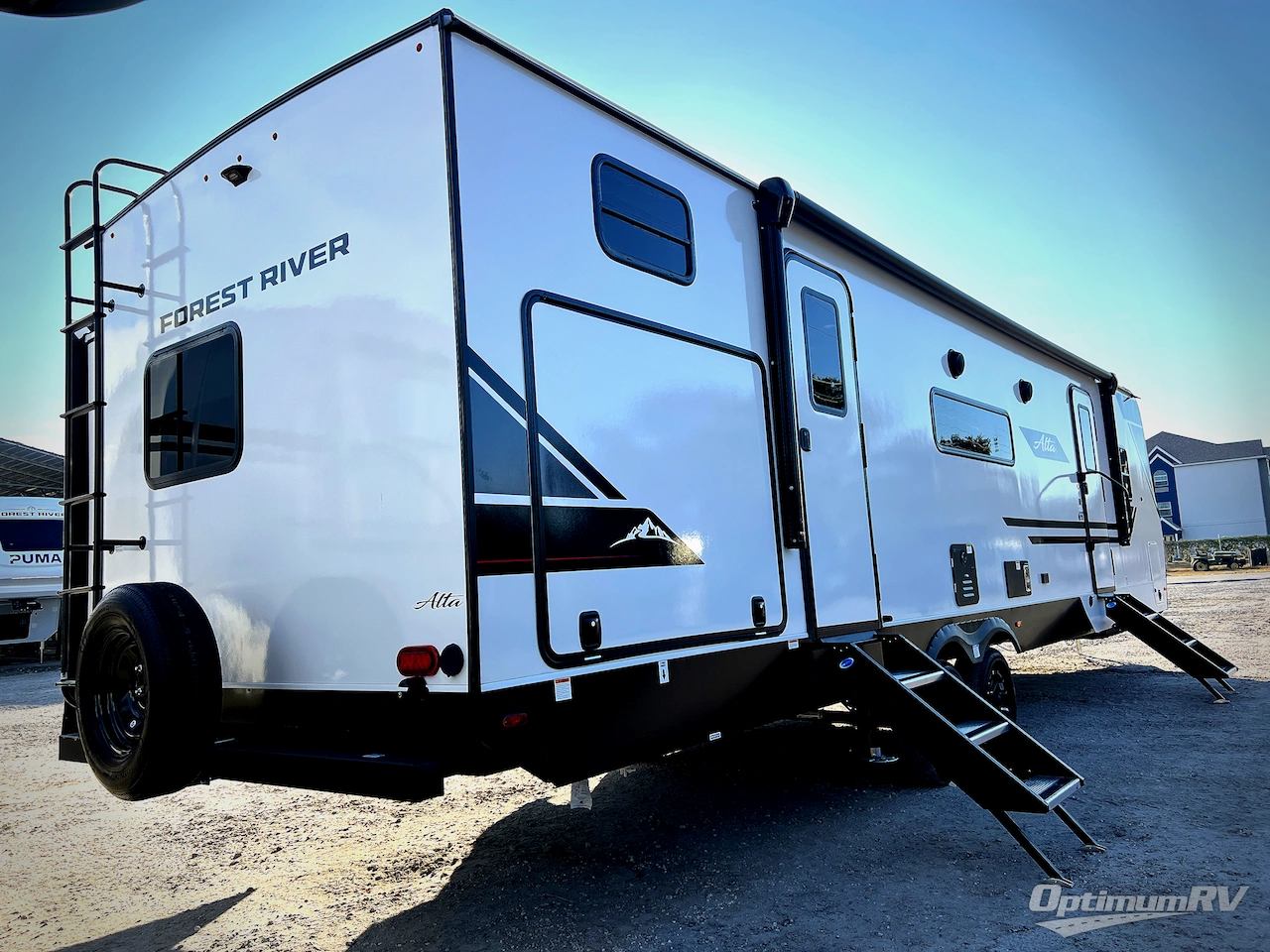 2026 East To West Alta 3150KBH Photo 2