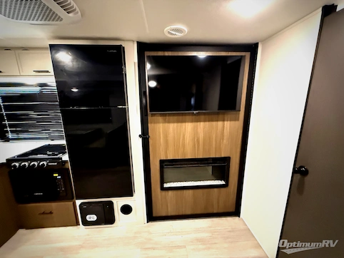 2027 Prime Time Avenger 25RBS RV Photo 3