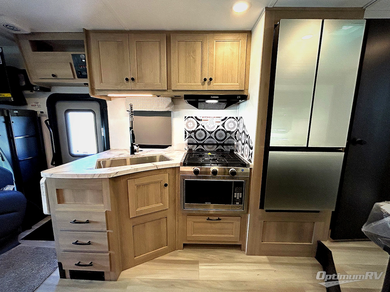 2025 Forest River Sunseeker Classic 2440DS Ford Photo 8