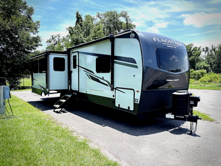 2026 Forest River Flagstaff Super Lite 29RLKS RV Photo 1