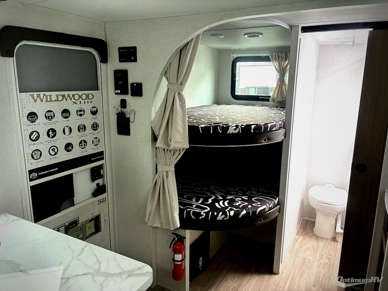 2026 Forest River Wildwood X-Lite 26ICE Photo 10