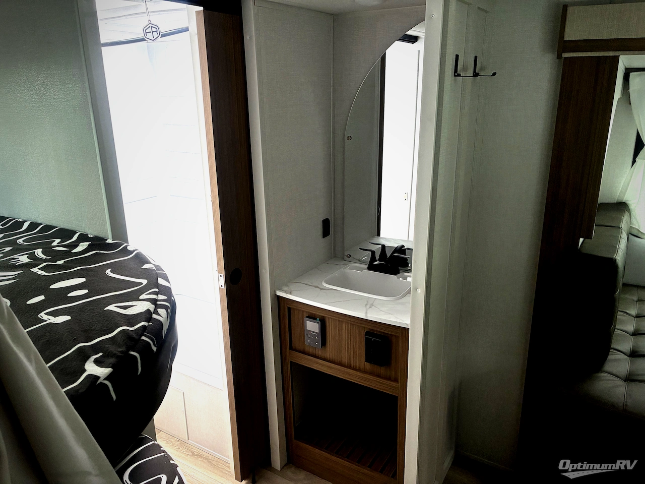 2026 Forest River Wildwood X-Lite 26ICE Photo 11