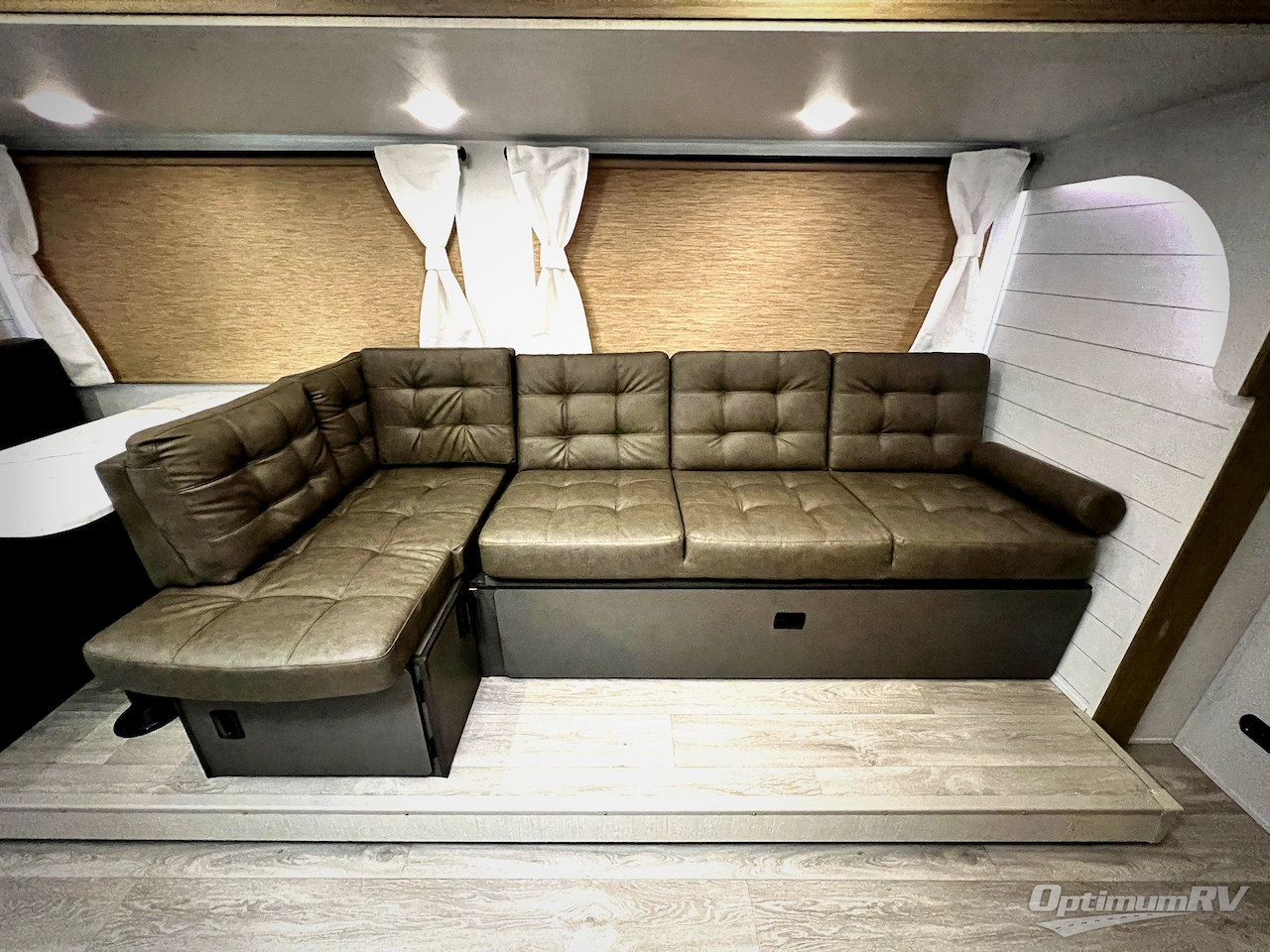 2026 Forest River Wildwood X-Lite 26ICE Photo 9