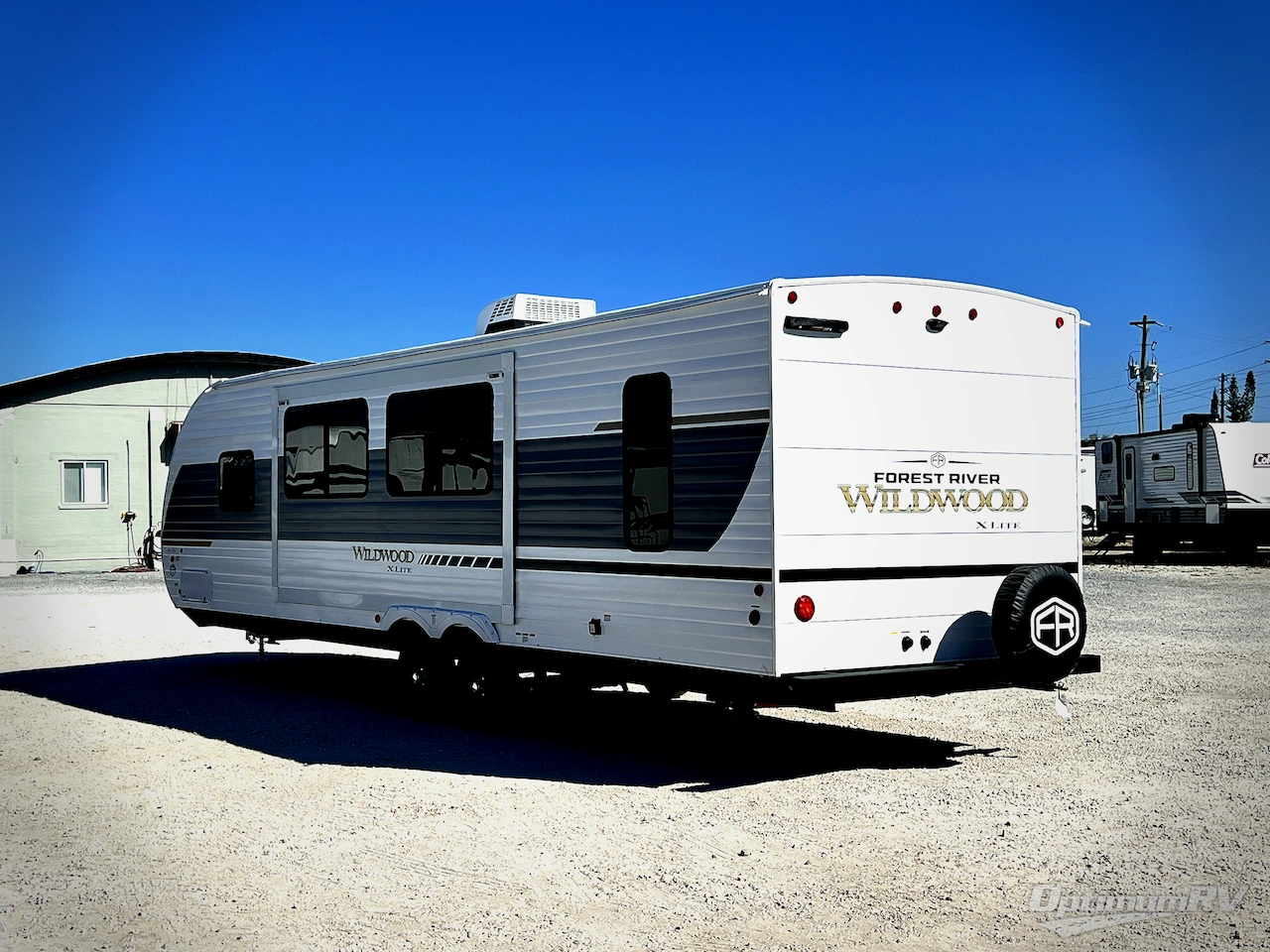 2026 Forest River Wildwood X-Lite 273QBXL Photo 3