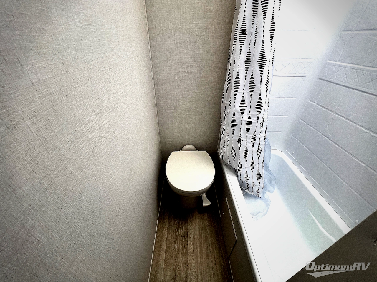 2026 Forest River Wildwood X-Lite 26ICE Photo 19