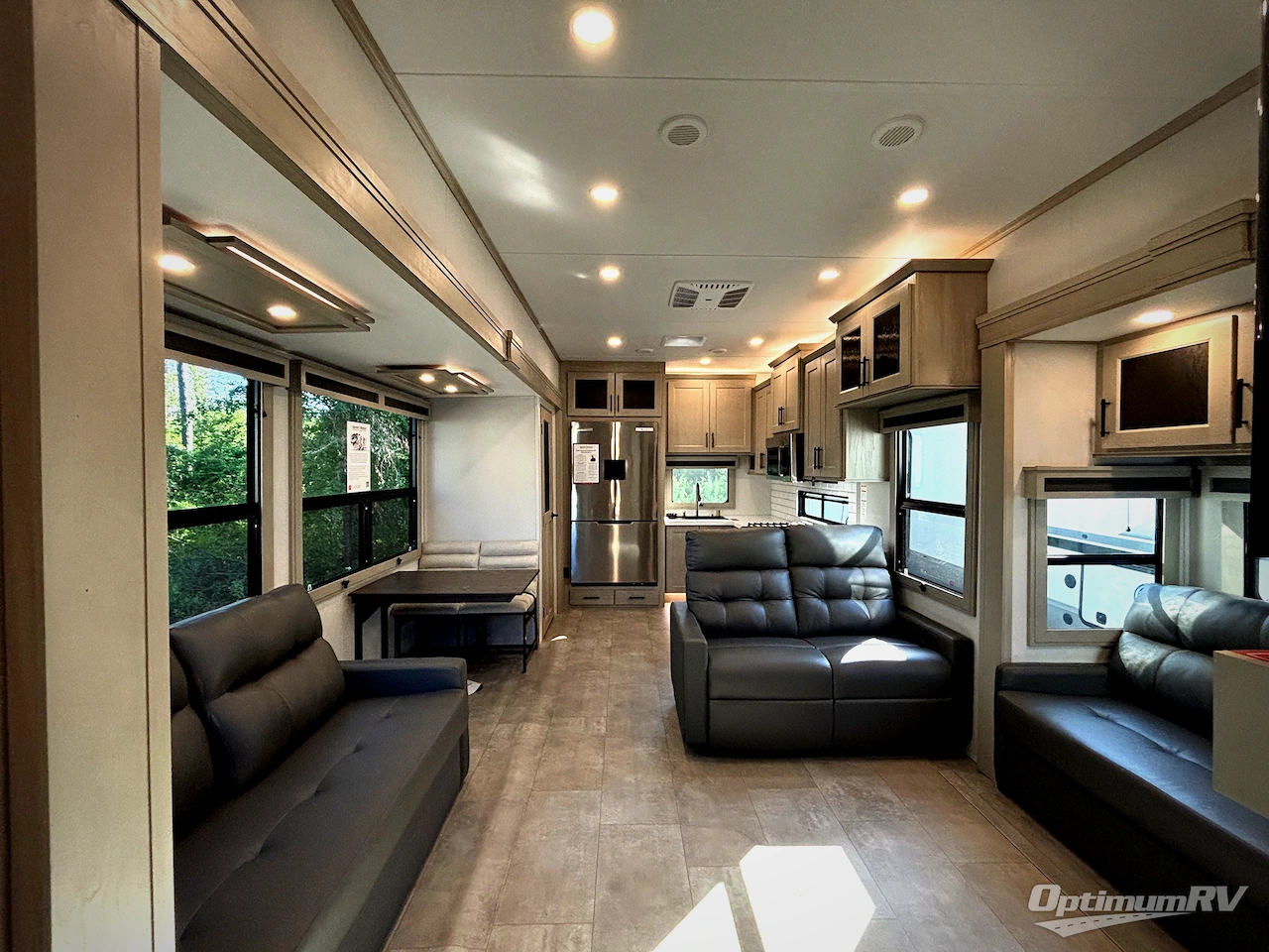 2026 Grand Design Solitude 417KB Photo 4