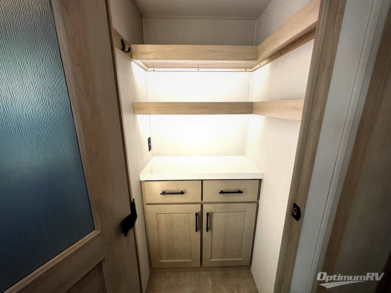 2026 Grand Design Solitude 417KB Photo 9