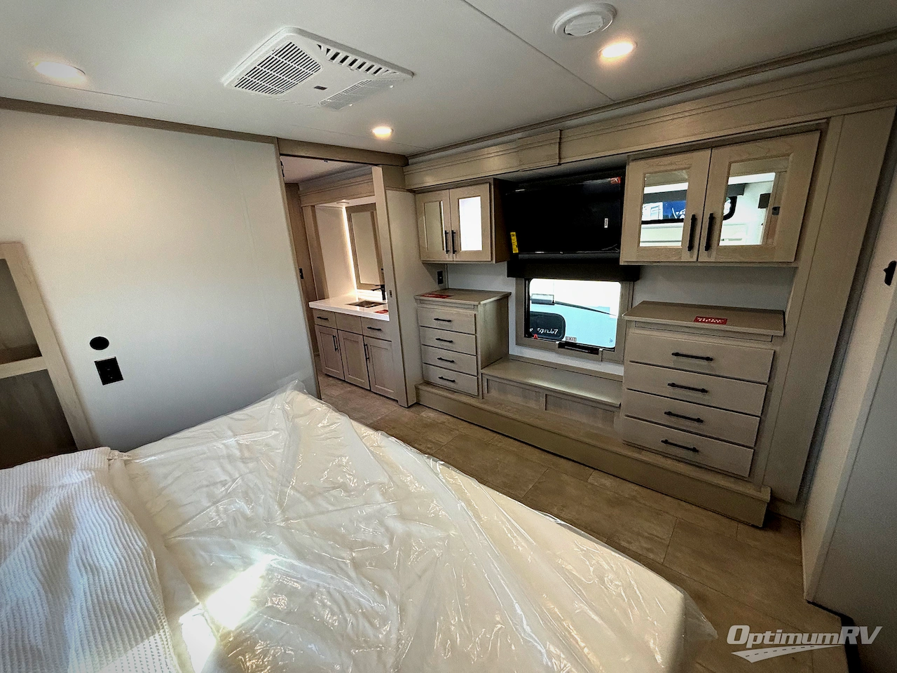 2026 Grand Design Solitude 417KB Photo 14