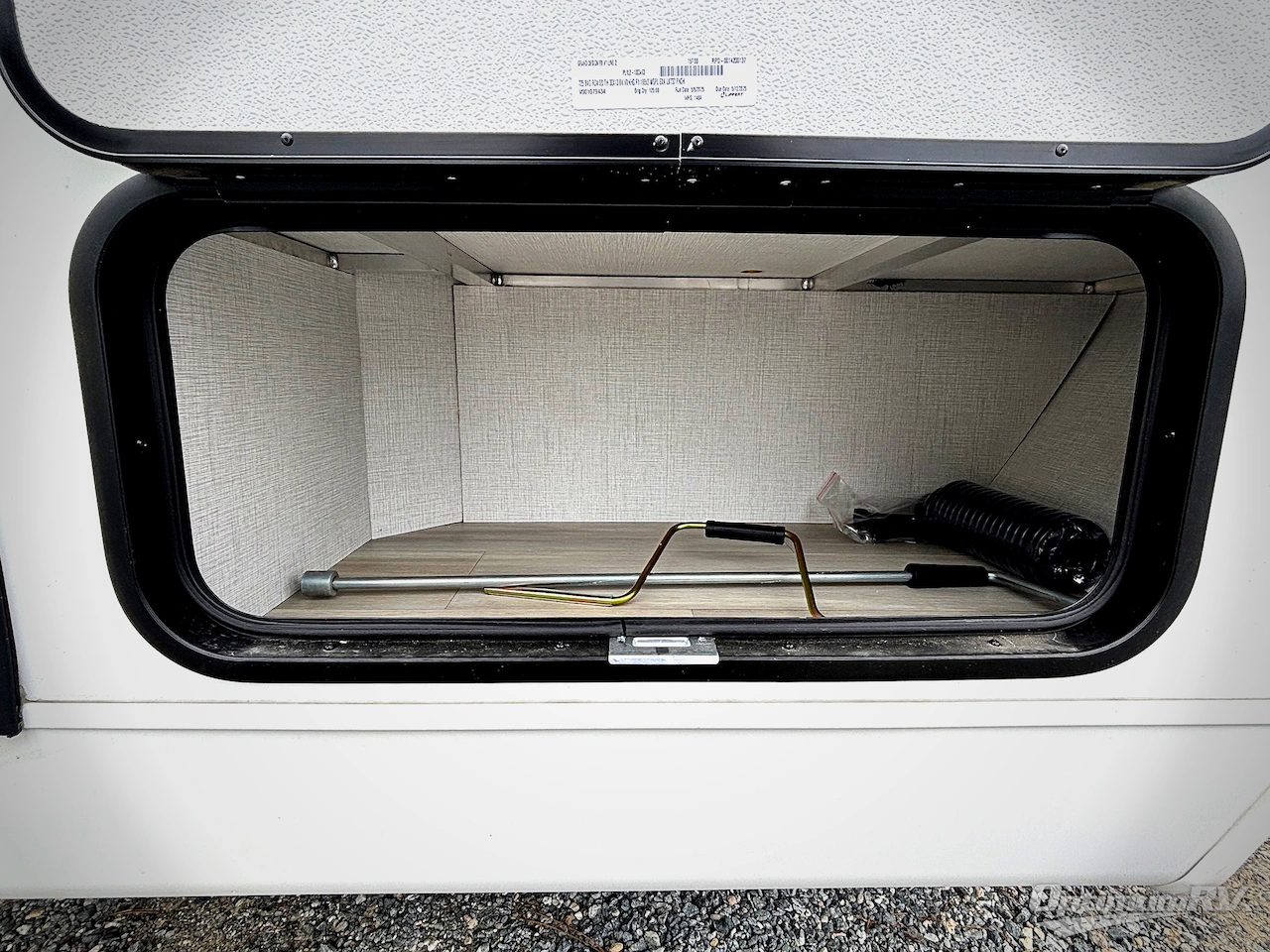 2026 Grand Design Serenova 160LG Photo 15