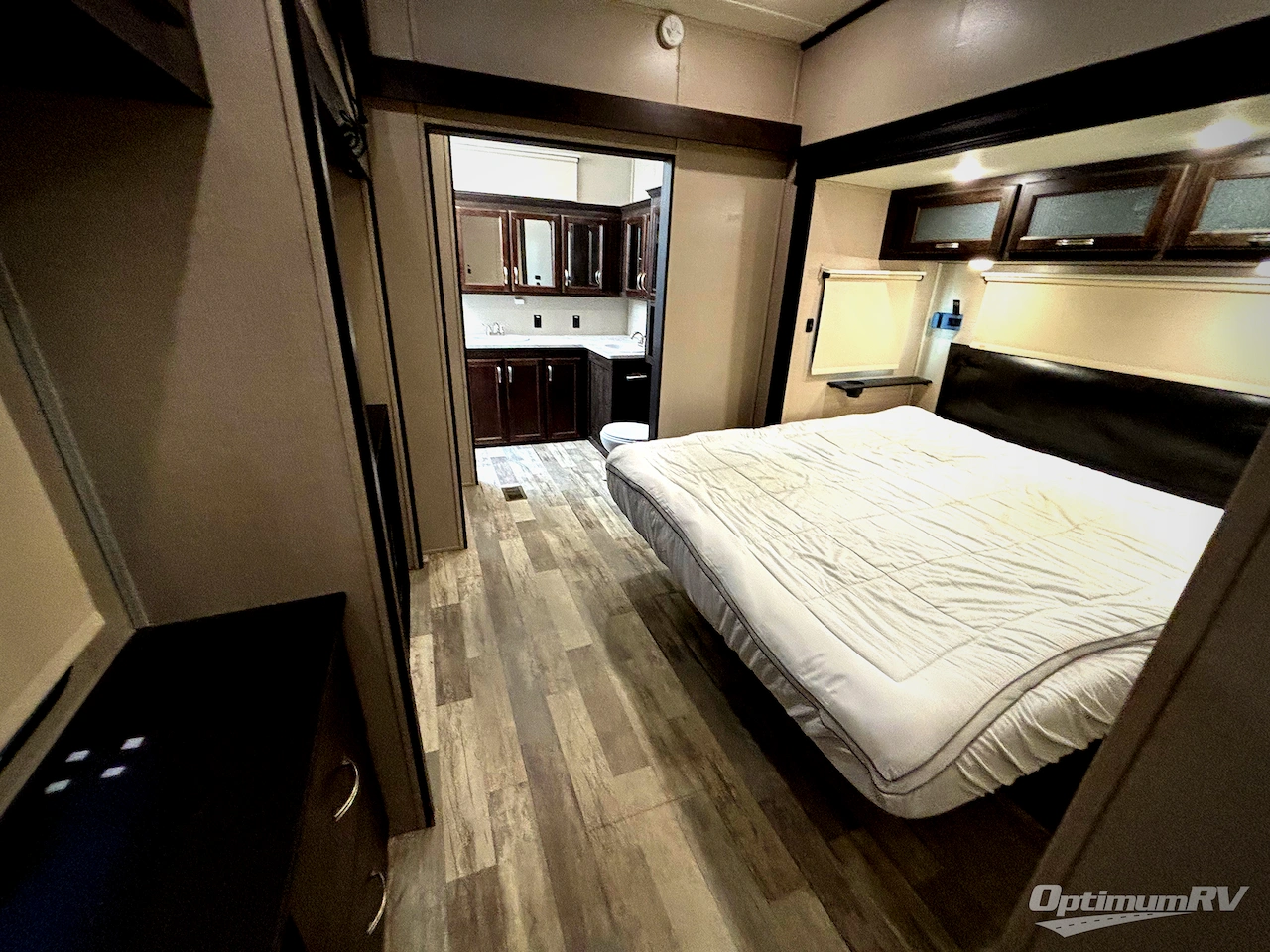 2020 Coachmen Brookstone 344FL Photo 13