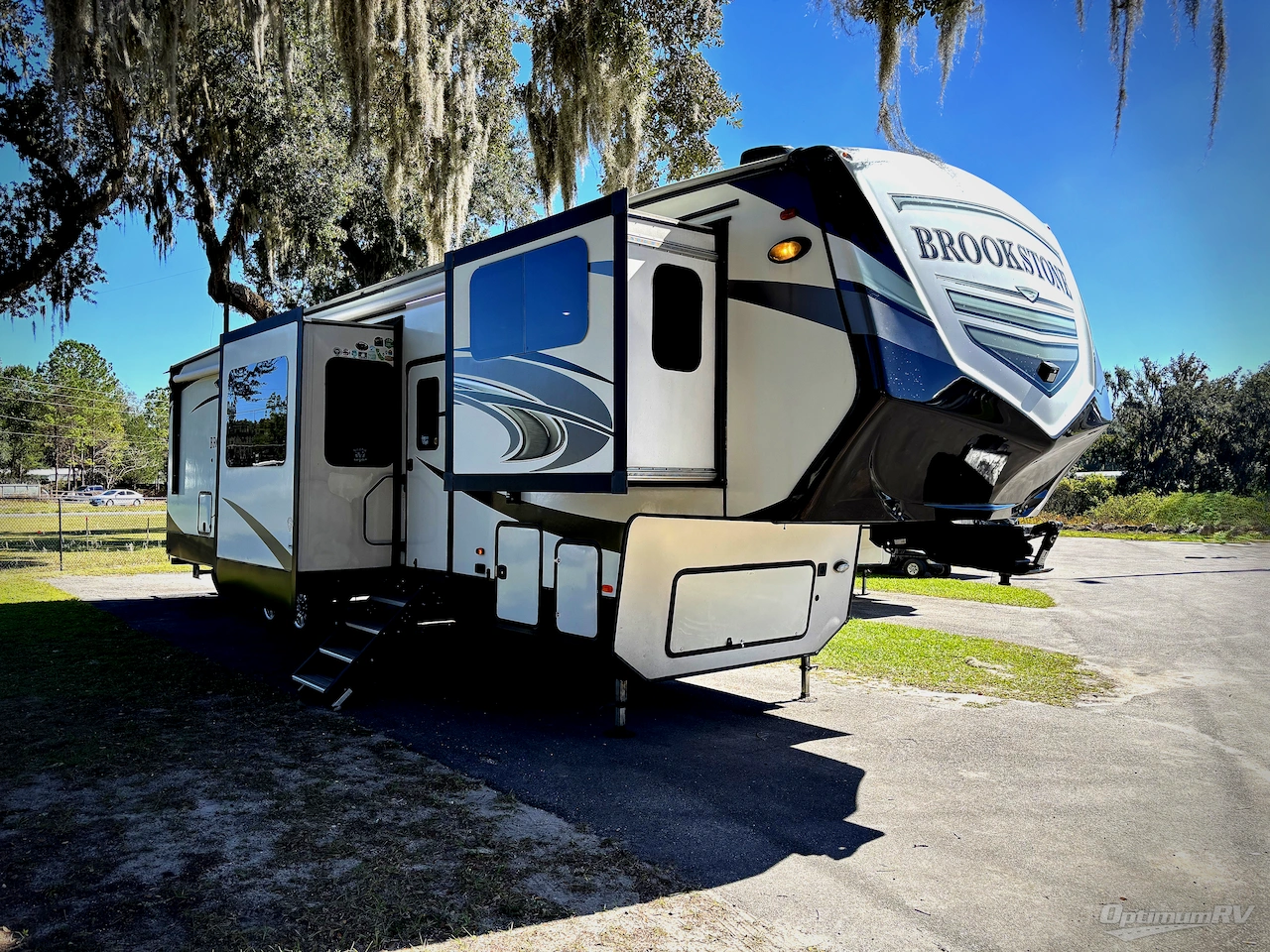 2020 Coachmen Brookstone 344FL Photo 1