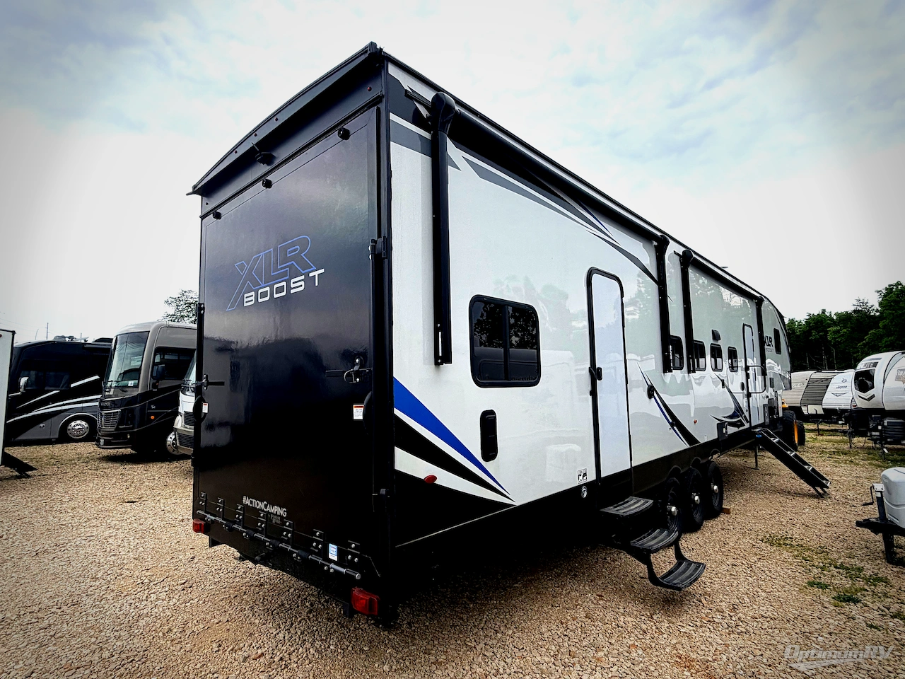 2023 Forest River XLR Nitro 405 Photo 2