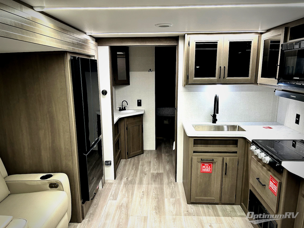 2026 Grand Design Transcend 245RLT Photo 4