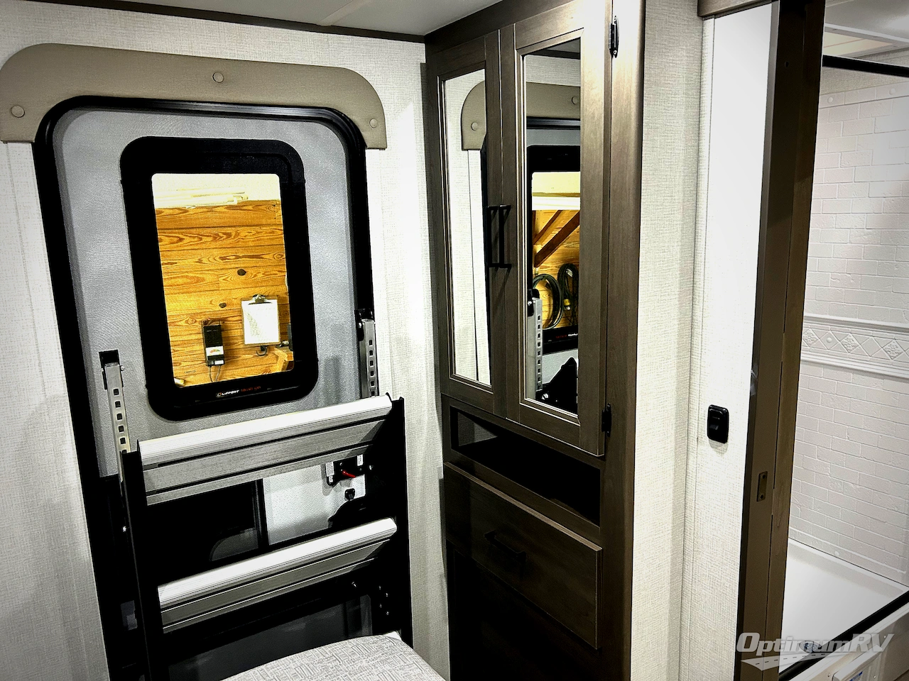 2026 Grand Design Transcend 245RLT Photo 15