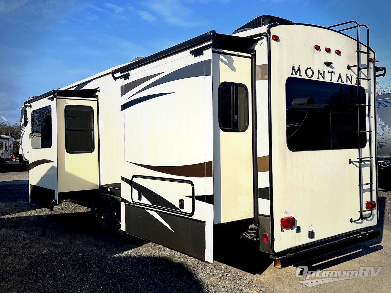 2018 Keystone Montana 3820 FK Photo 3