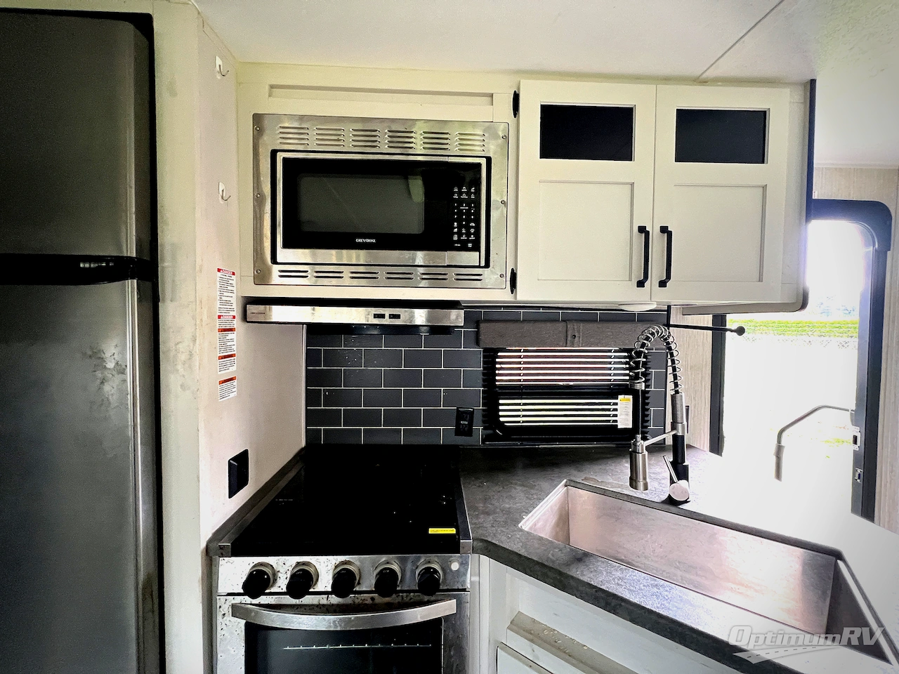 2022 Palomino Puma 28BHSS2 Photo 12