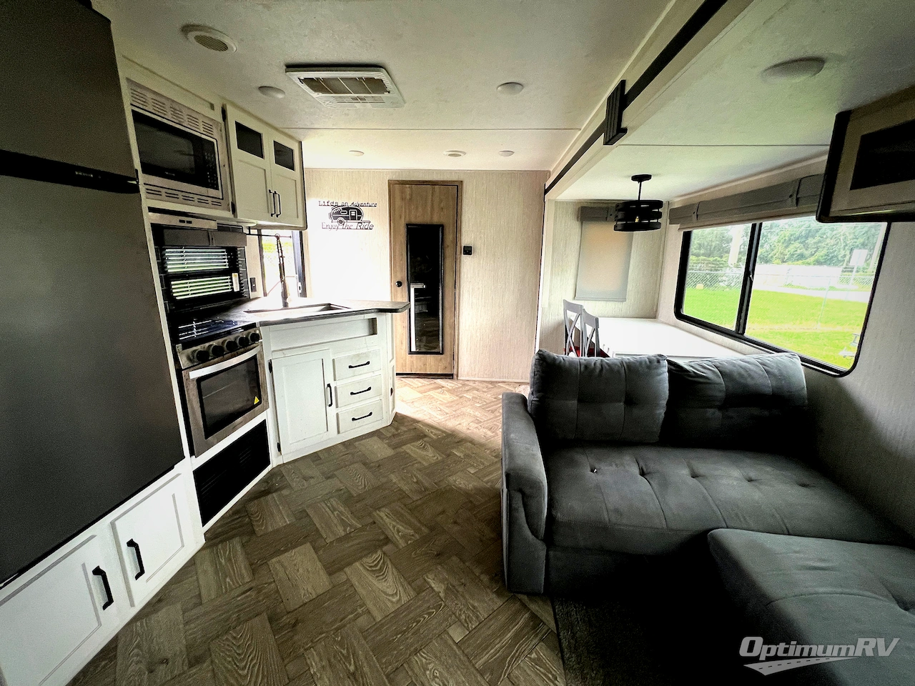 2022 Palomino Puma 28BHSS2 Photo 19