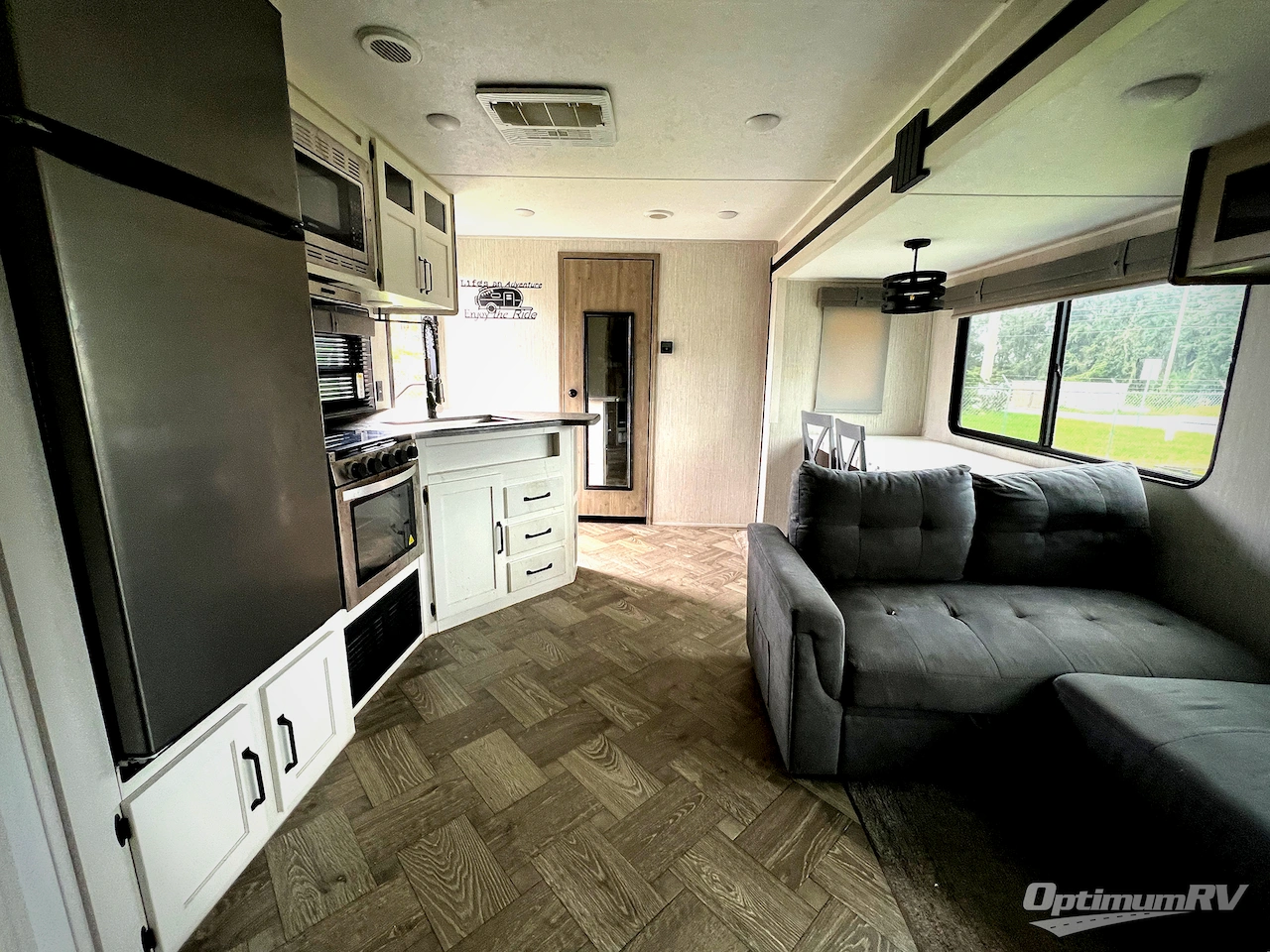 2022 Palomino Puma 28BHSS2 Photo 22