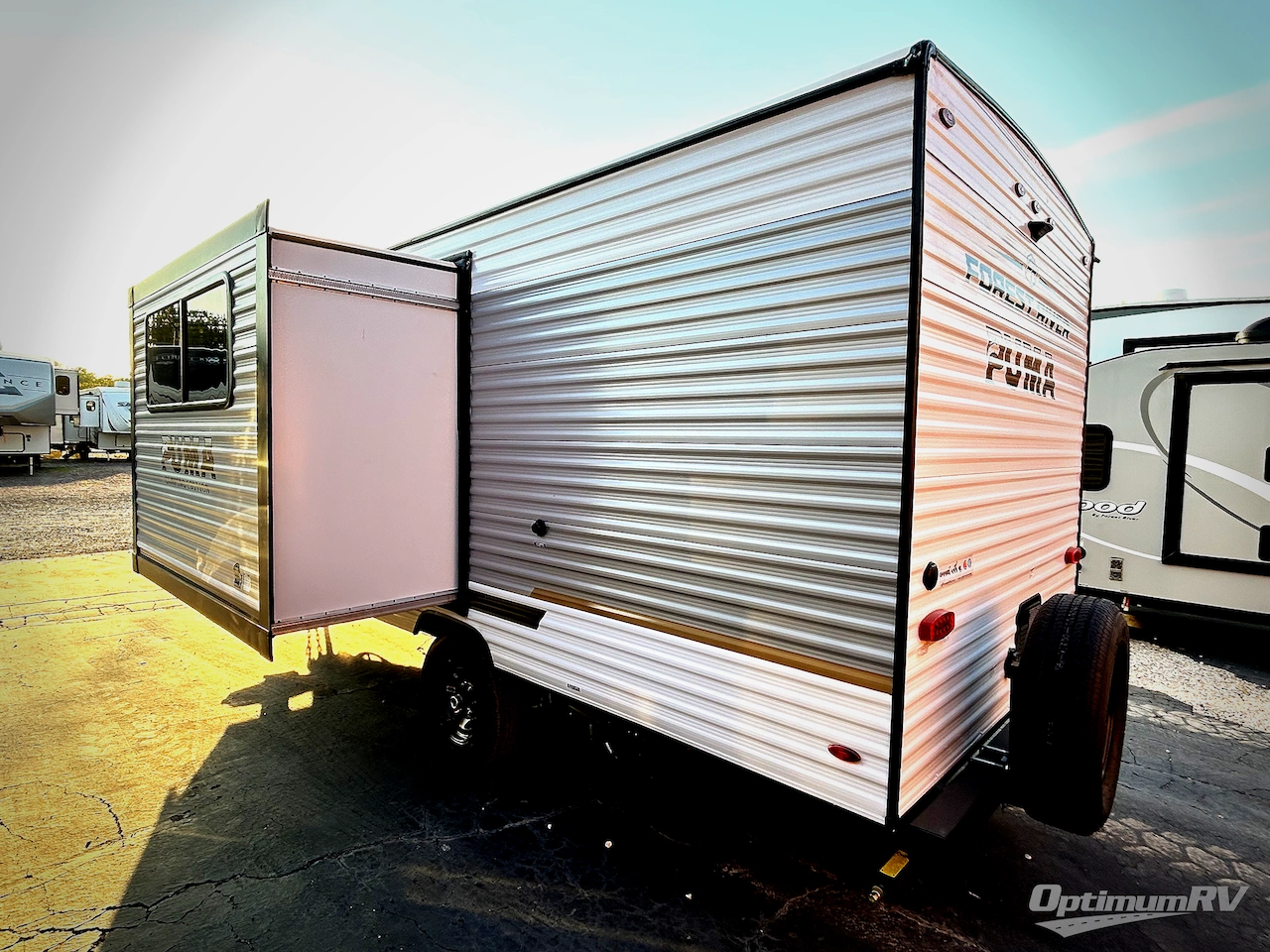 2026 Palomino Puma Camping Edition 18BHCE Photo 2