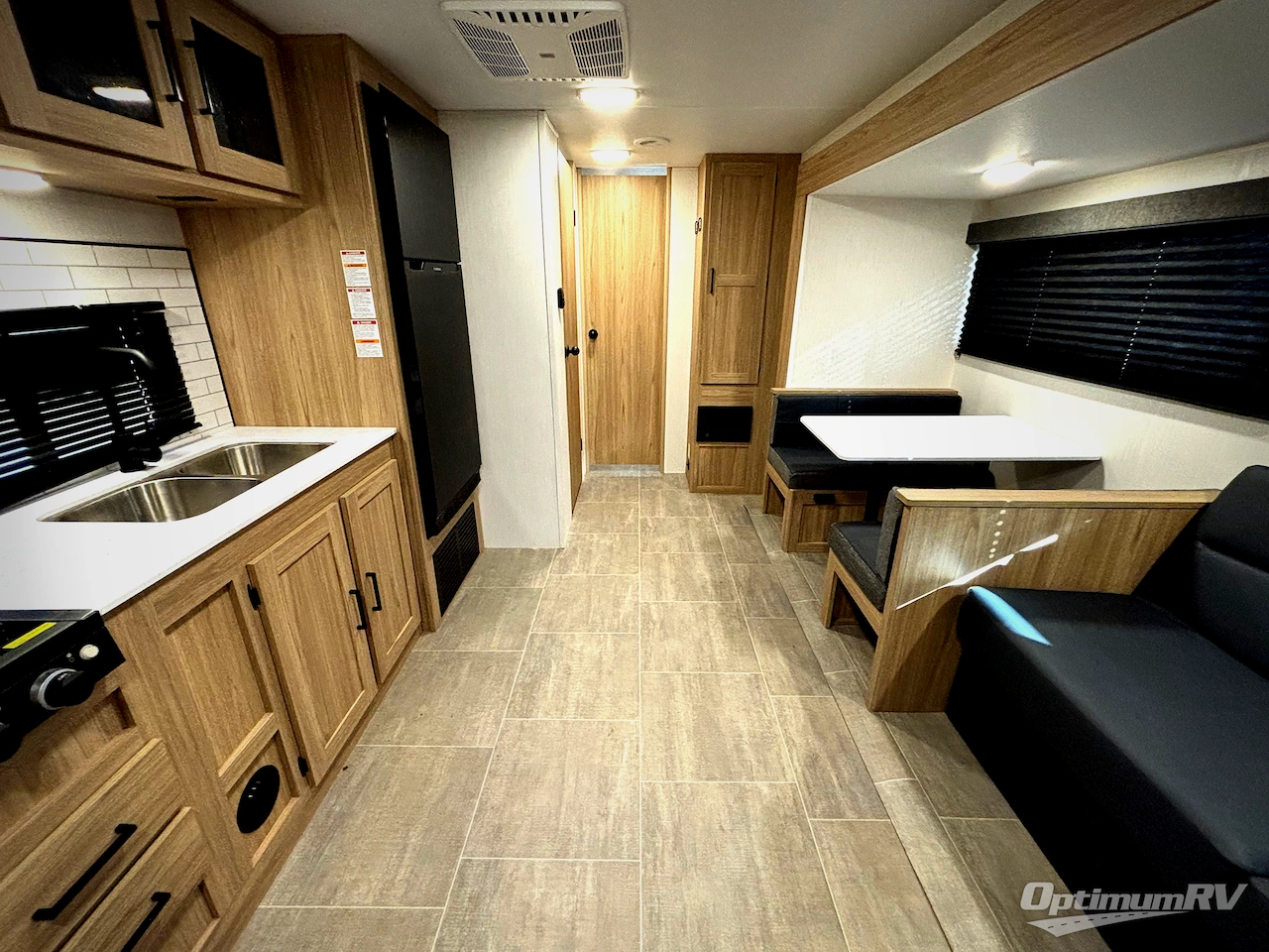 2025 Heartland Prowler Lynx 3005QBX Photo 4