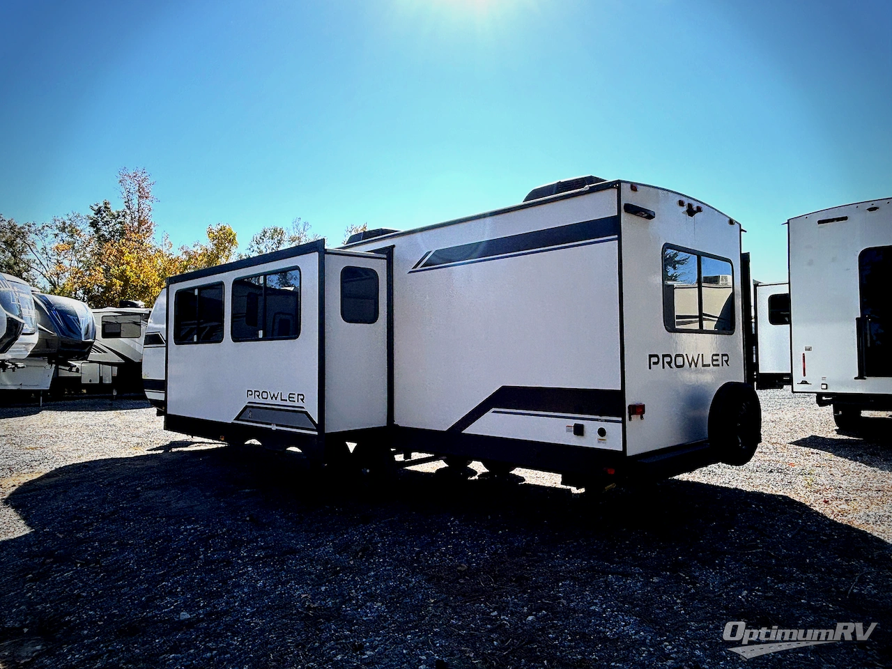 2025 Heartland Prowler 3212BH Photo 3